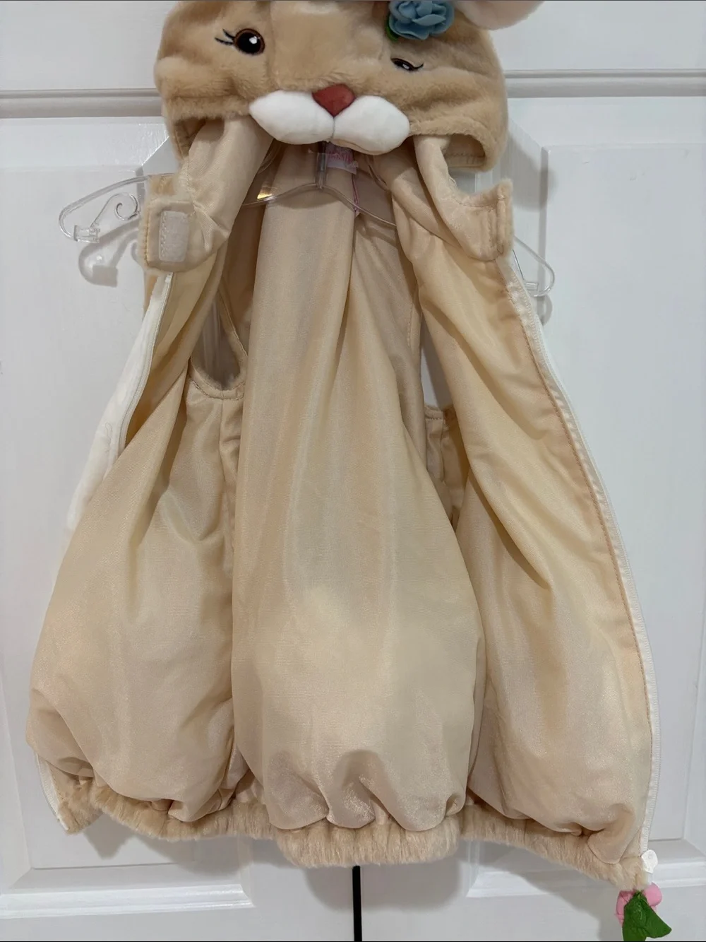 Dream Play Imagine soft beige